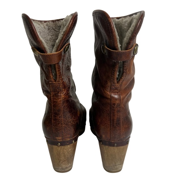 UGG Lynnea Boot - Picture 5 of 8